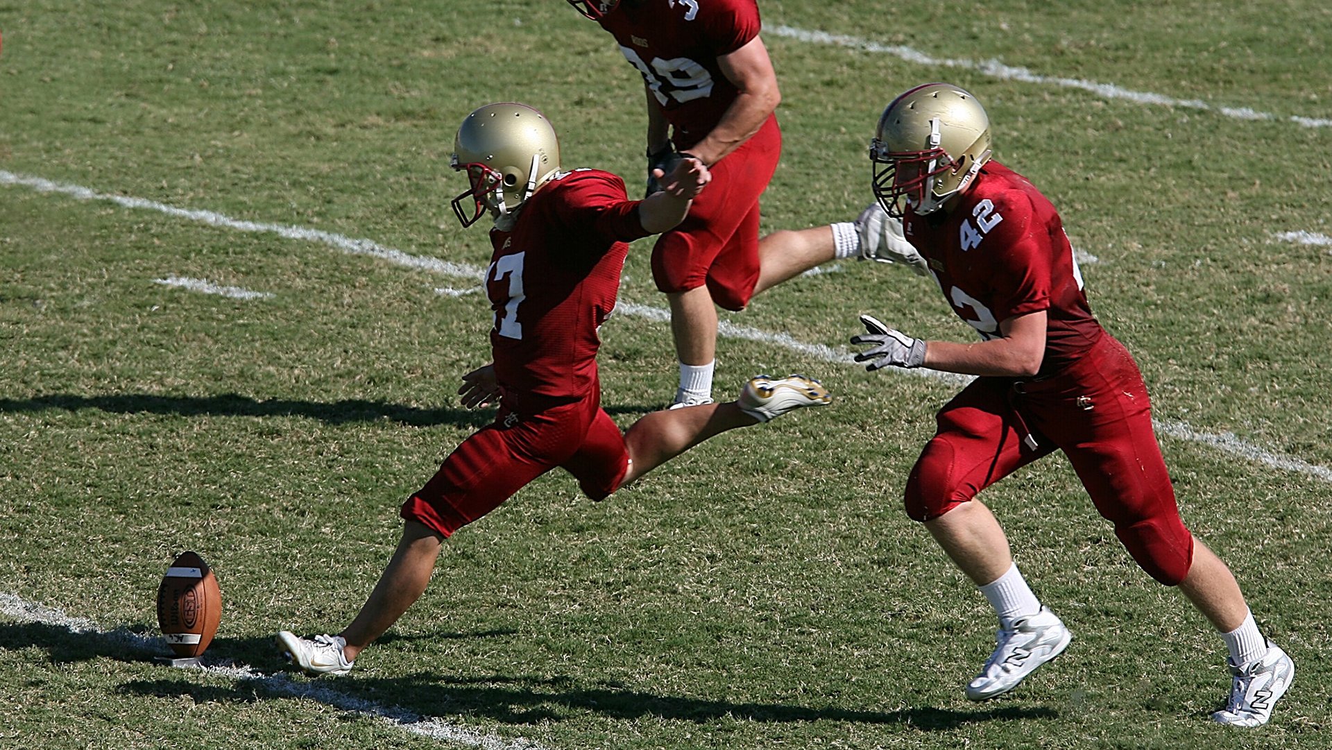 国安连胜鲁能，欲反超中超积分榜，中超国安vs鲁能